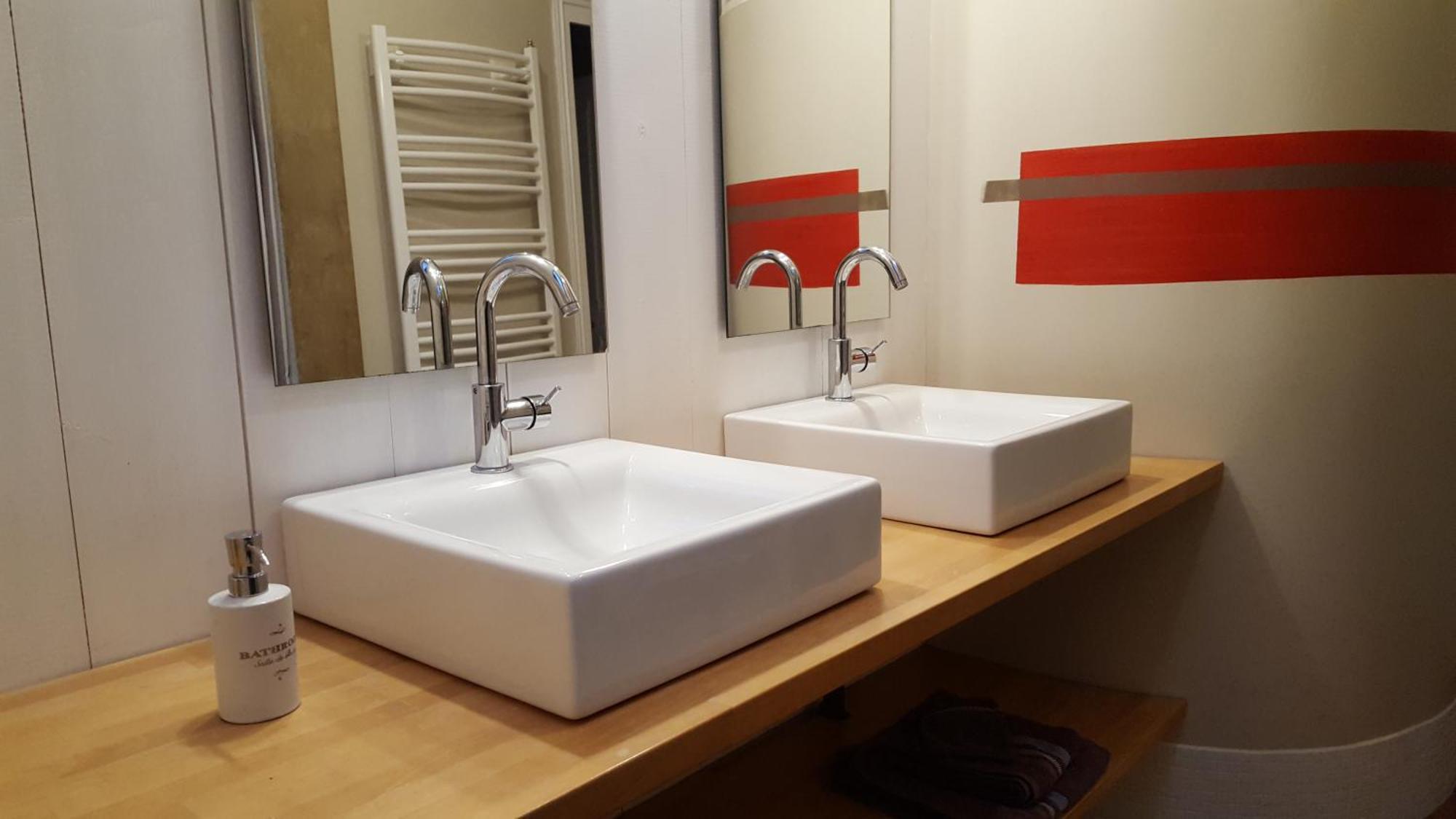 Chambres D'Hotes Couleurs Du Temps Périgueux Стая снимка