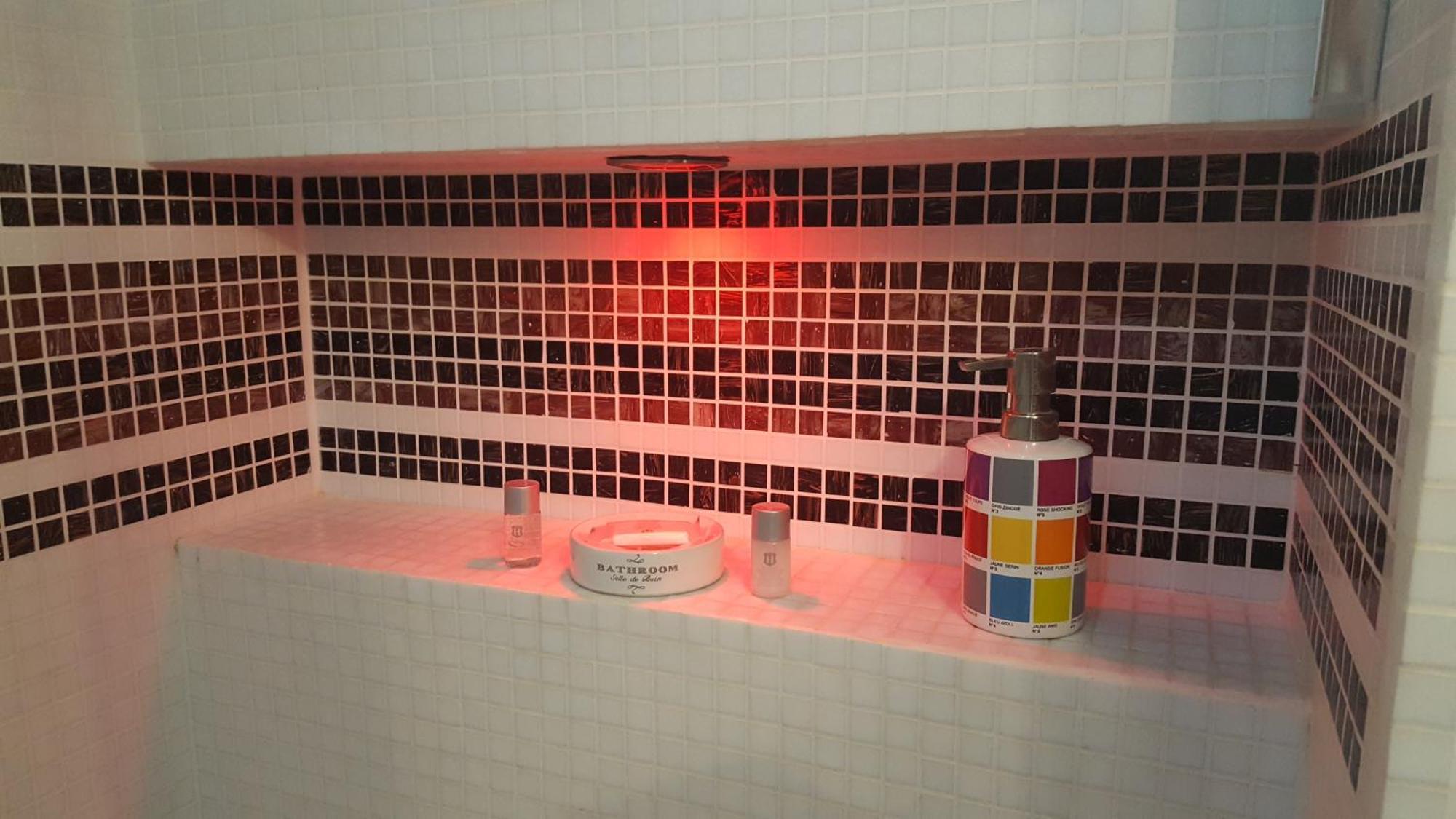 Chambres D'Hotes Couleurs Du Temps Périgueux Стая снимка