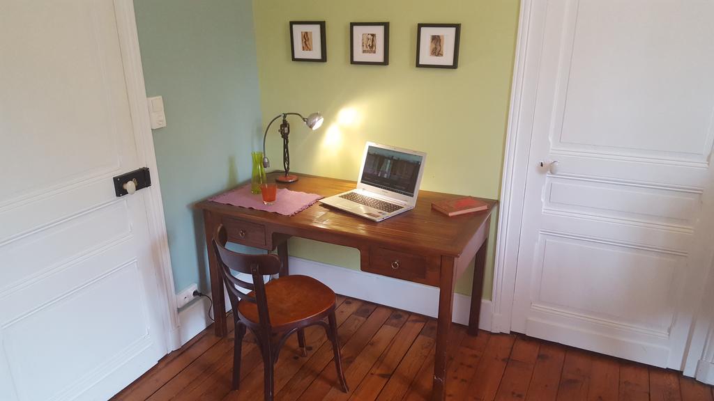Chambres D'Hotes Couleurs Du Temps Périgueux Екстериор снимка